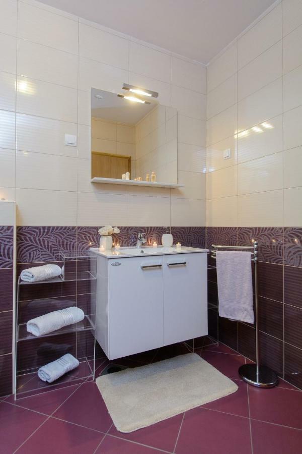 Sunrise App Apartment โตรกีร์ ภายนอก รูปภาพ