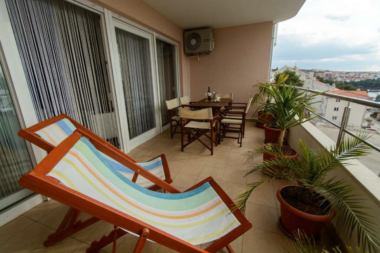 Sunrise App Apartment โตรกีร์ ภายนอก รูปภาพ